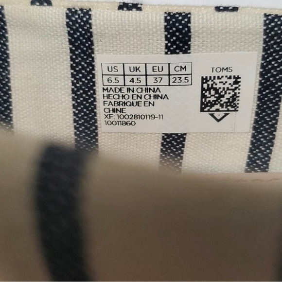 TOMS White Navy Riviera Stripe Women’s Classics Venice Collection Sz 6.5 - Picture 4 of 7